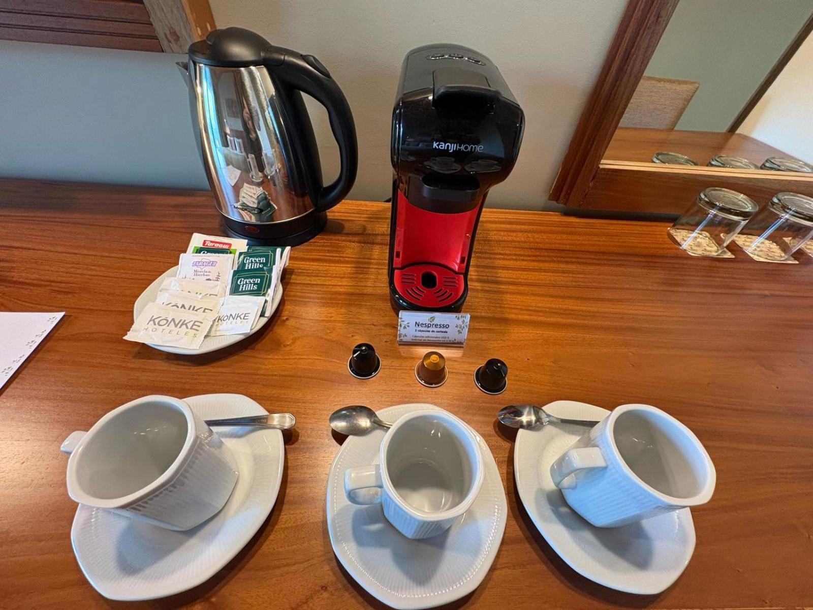 Konke Calafate Hotel エル・カラファテ エクステリア 写真