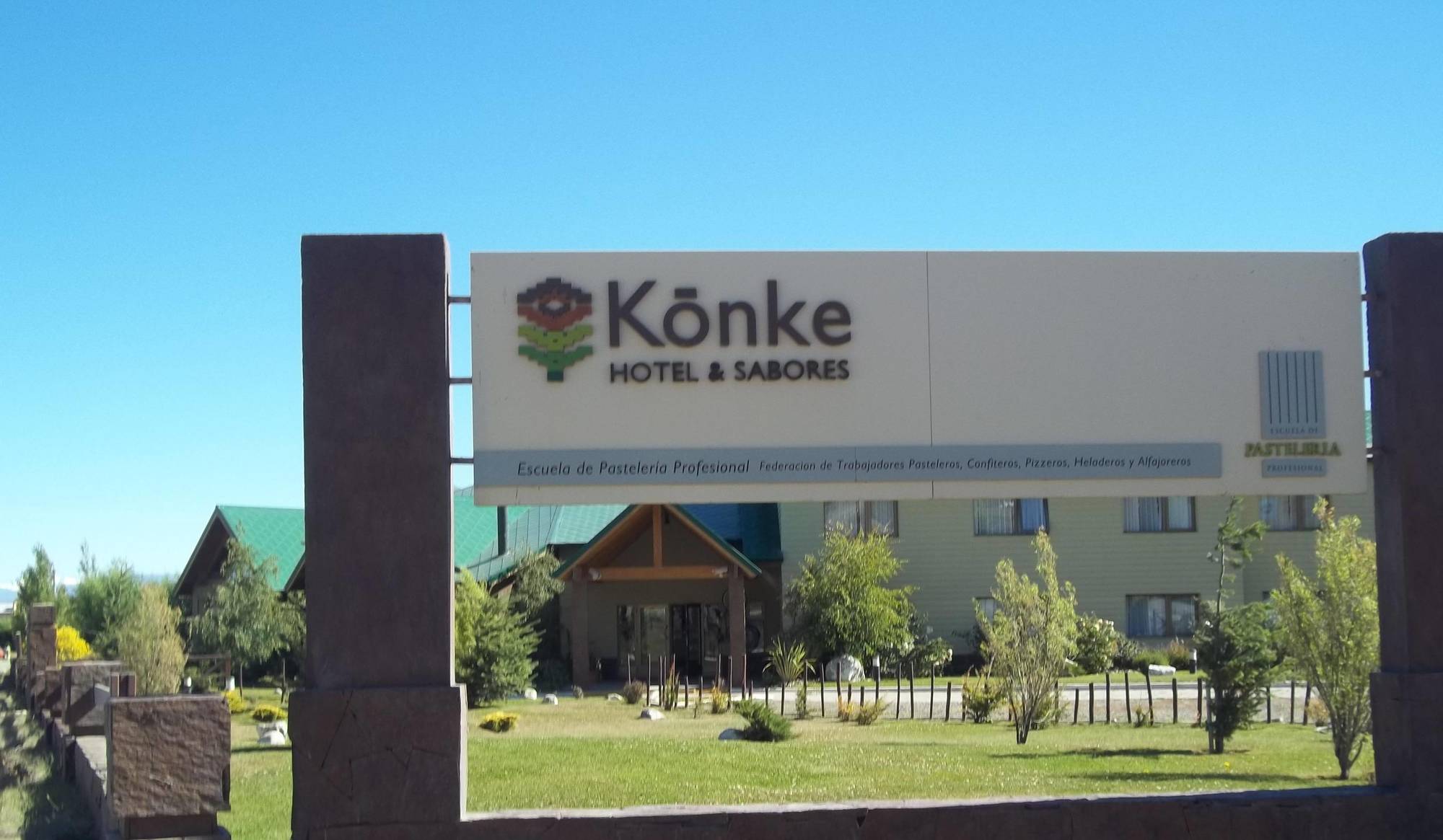 Konke Calafate Hotel エル・カラファテ エクステリア 写真